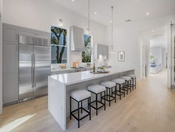 Luxury Sonoma Vacation Home with Infinity Pool Sleeps 10