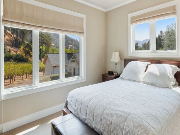 Luxury Napa Valley Vacation Estate with Pool and SPA Sleeps 24