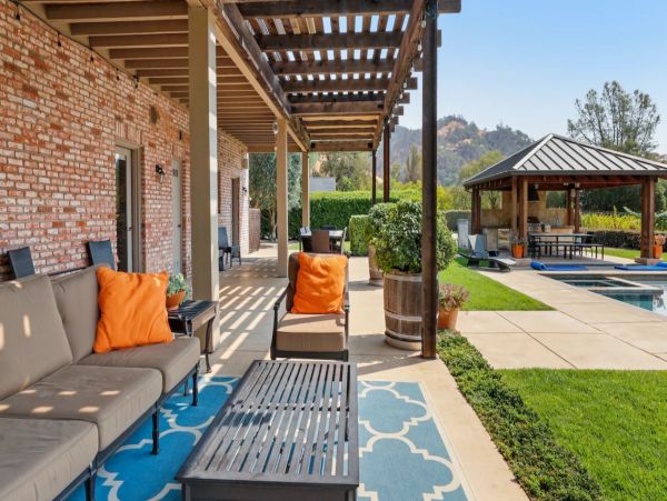Luxury Napa Valley Vacation Estate with Pool and SPA Sleeps 24
