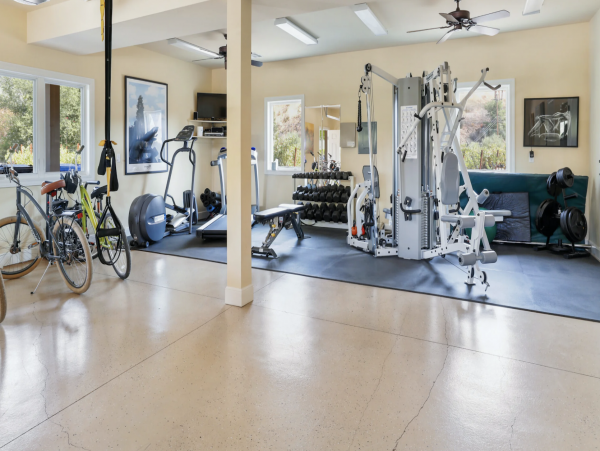 Luxury Napa Valley Vacation Estate with Pool and SPA Sleeps 24
