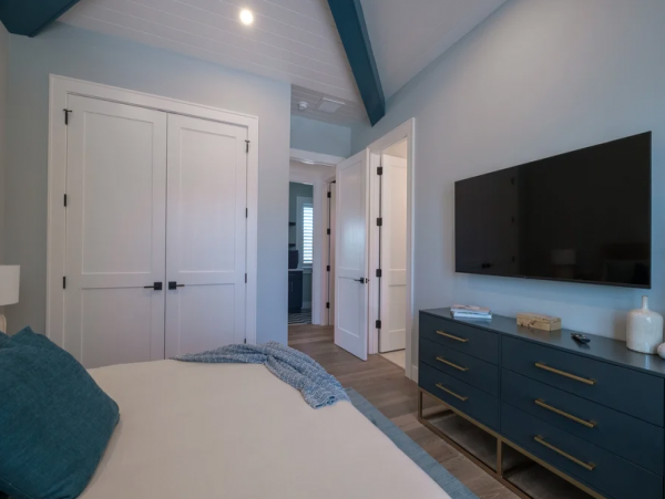 Anna Maria Island Bonus Room Home Heated Pool & Spa