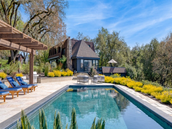 Unique 5 Bedroom Home with Private Pool in Santa Rosa