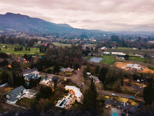 Luxury Sonoma Vacation Home Five Bedroom