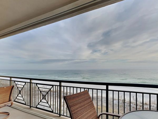 Fort Walton Beach Vacation Rental - Gulf Front Condo with Balcony & Pool