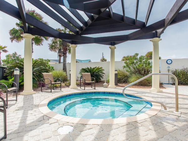 Fort Walton Beach Vacation Rental - Gulf Front Condo with Balcony & Pool
