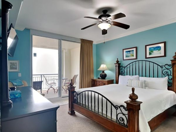 Fort Walton Beach Vacation Rental - Gulf Front Condo with Balcony & Pool