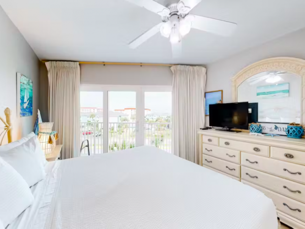 2 Bedroom Condo with Balcony & Partial Gulf View