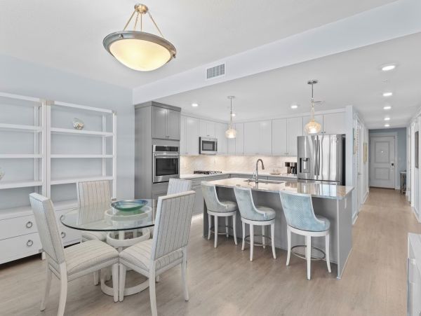 Oceanfront 4 Bedrooms Okaloosa Island Condo