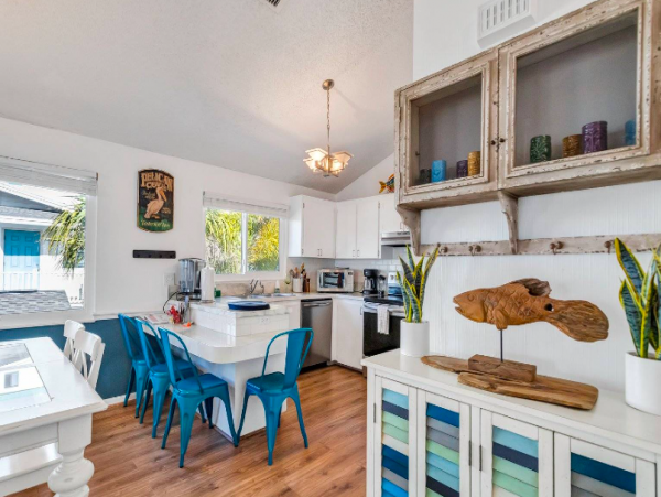 Beachfront Bungalow triplex sleeps 14