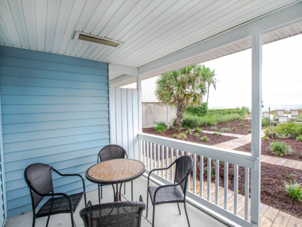 Beachfront Bungalow triplex sleeps 14