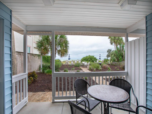 Beachfront Bungalow triplex sleeps 14
