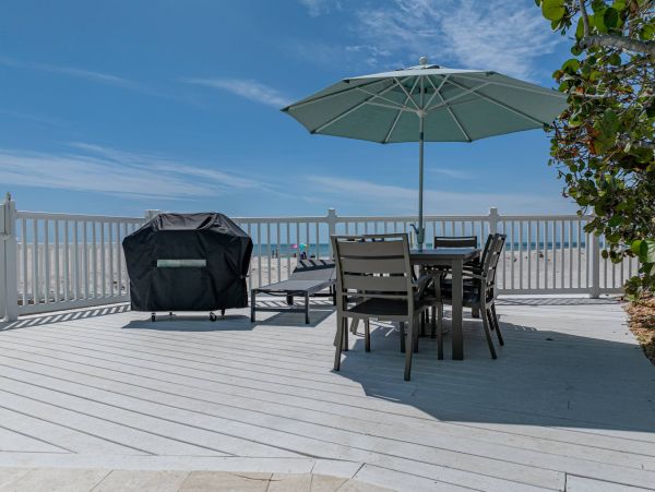 Five Bedroom Beachfront Luxury in Redington Shores