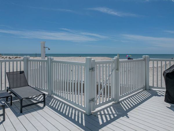 Five Bedroom Beachfront Luxury in Redington Shores