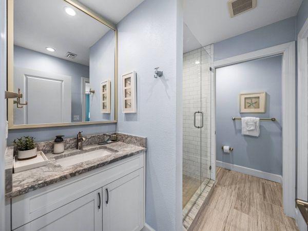 Five Bedroom Beachfront Luxury in Redington Shores