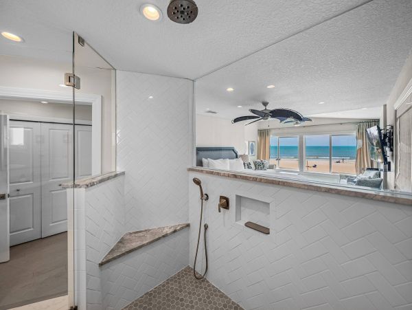 Five Bedroom Beachfront Luxury in Redington Shores