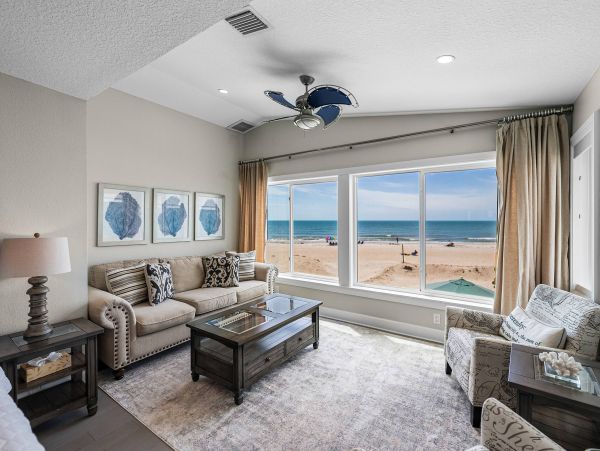 Five Bedroom Beachfront Luxury in Redington Shores