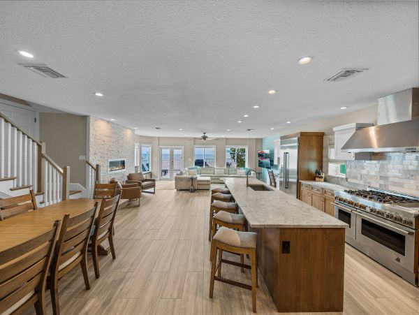 Five Bedroom Beachfront Luxury in Redington Shores