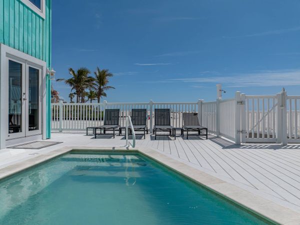 Five Bedroom Beachfront Luxury in Redington Shores
