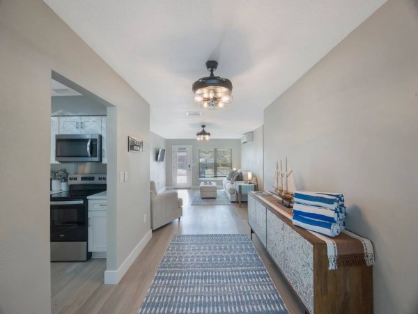 Treasure Island Vacation Rentals Florida Gulf Coast Pool Homes by Emerald Kite