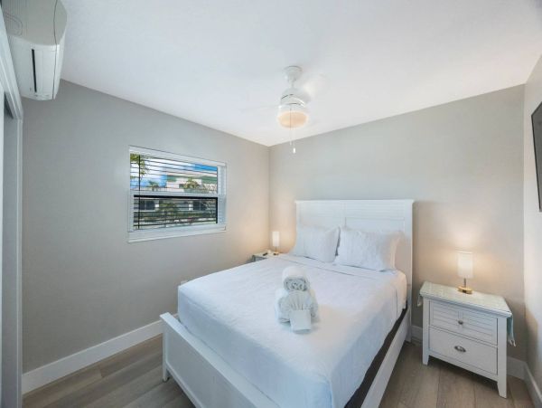 Treasure Island Vacation Rentals Florida Gulf Coast Pool Homes by Emerald Kite
