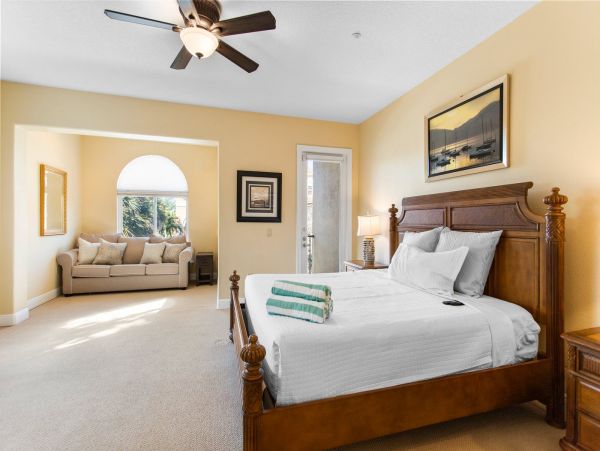 Treasure Island Beachfront Vacation Rental Sunset Beach Luxury Home with Rooftop Deck