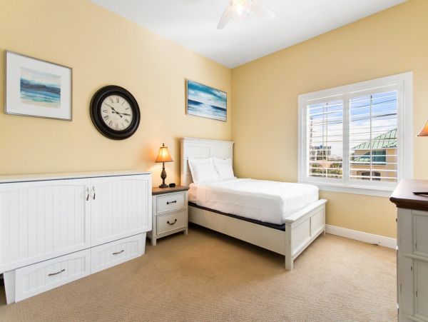Treasure Island Beachfront Vacation Rental Sunset Beach Luxury Home with Rooftop Deck