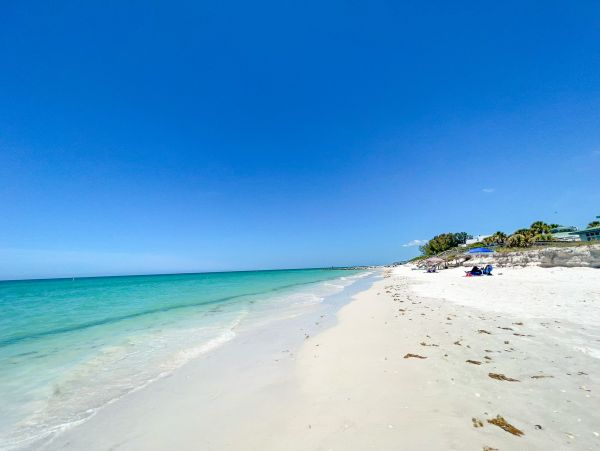Treasure Island Beachfront Vacation Rental Sunset Beach Luxury Home with Rooftop Deck