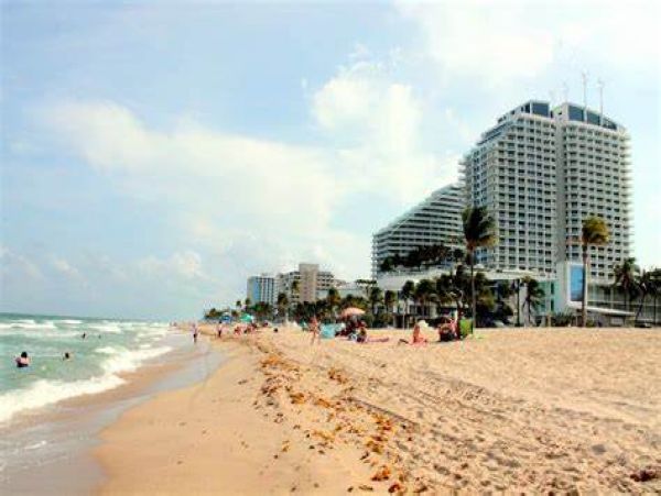 Fort Lauderdale Vacation Home Four Bedroom