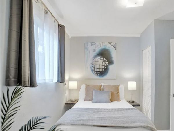 4 Bedroom Vacation Pool Home in Fort Lauderdale Sleeps 10