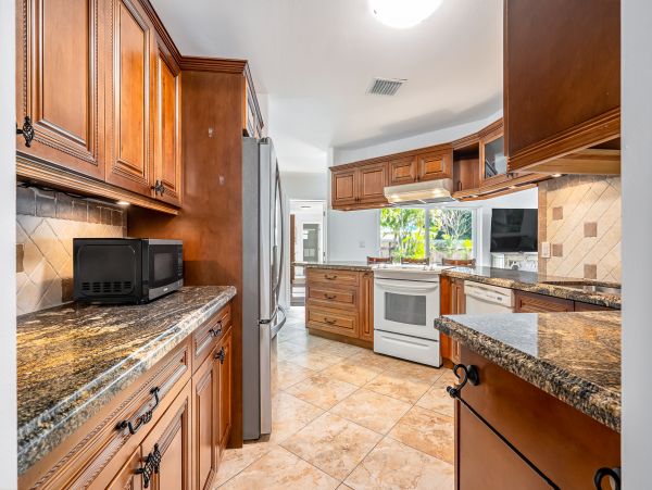 Pompano Beach Vacation Home Four Bedroom