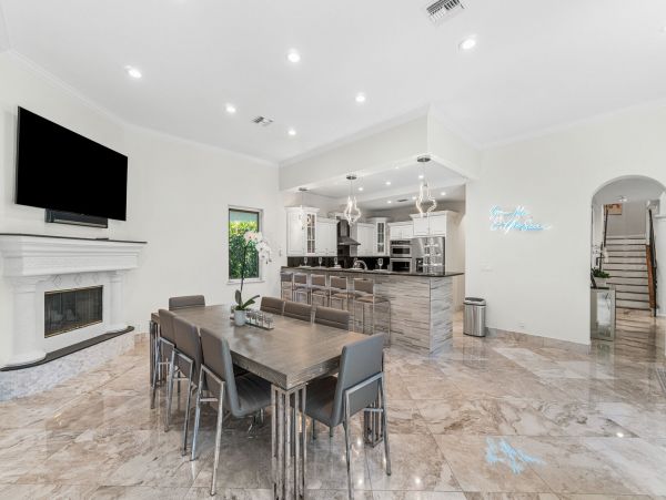 Stunning Vacation Pool Home in Lauderdale By The Sea Sleeps 10