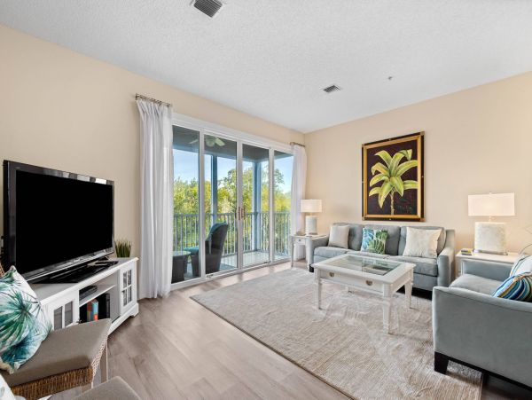 Two Bedroom Vacation Rental in Longboat Key