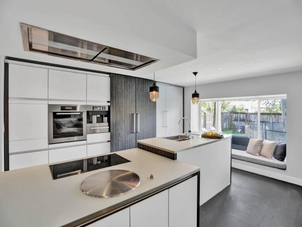 Hollywood Vacation Home Five Bedroom