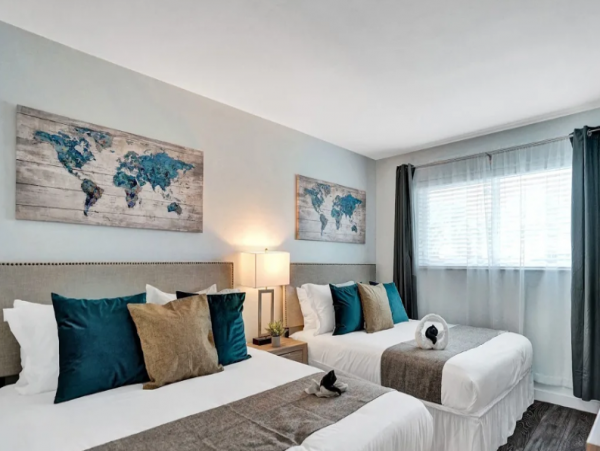 Perfect Getaway with 5 Bedrooms and Private Pool