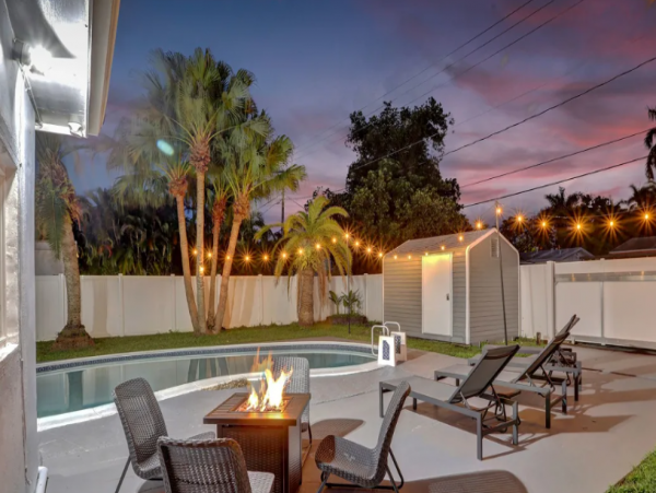 Perfect Getaway with 5 Bedrooms and Private Pool