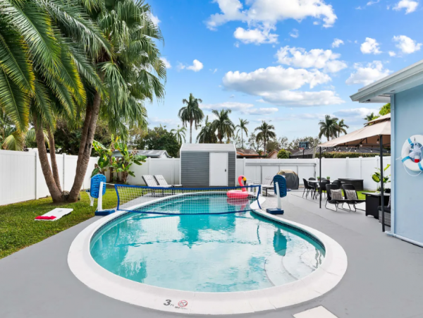 Perfect Getaway with 5 Bedrooms and Private Pool