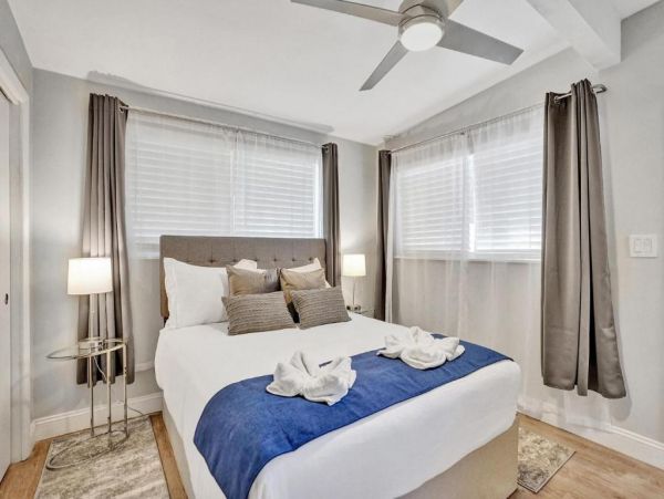 Pompano Beach Vacation Home Fiva Bedroom