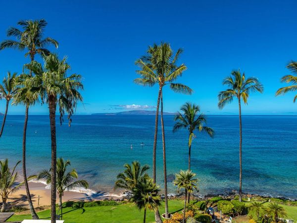 Ocean Front Two Bedroom Rental Condo in Kihei