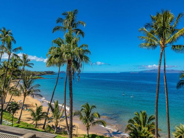 Ocean Front Two Bedroom Rental Condo in Kihei