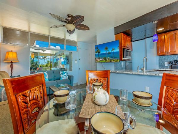 Ocean Front Two Bedroom Rental Condo in Kihei