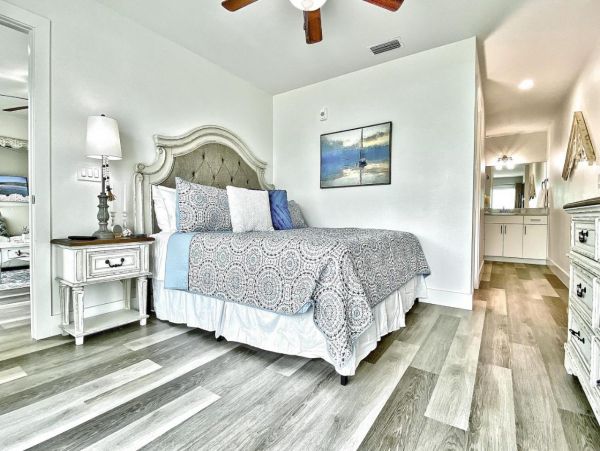 Beach Condo with 3 Bedrooms in Madeira Beach
