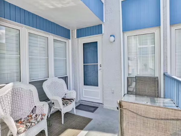 2 Bedroom Madeira beach Condo