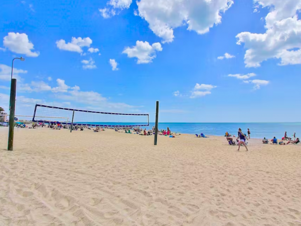 2 Bedroom Madeira beach Condo