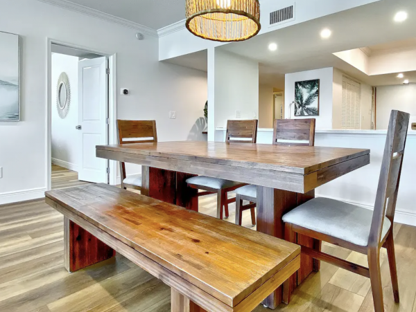 Stunning Three Bedroom Beachfront Vacation Condo in Indian Shores