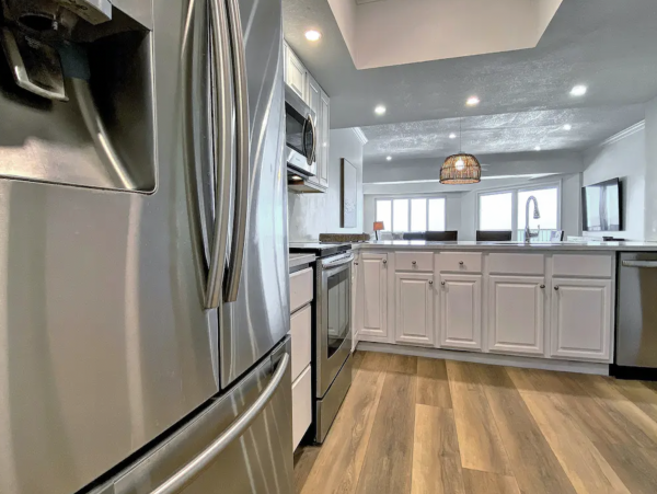 Stunning Three Bedroom Beachfront Vacation Condo in Indian Shores