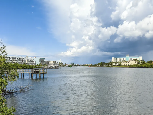 Town House Vacation Home on Intracoastal