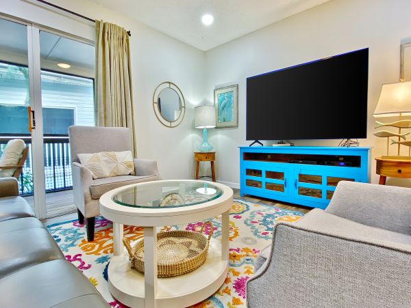 Indian Shores Vacation Condo Right Across from the Beach