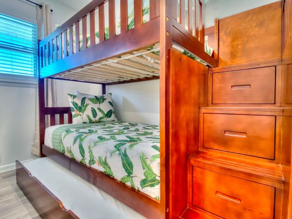 Indian Shores Vacation Condo Right Across from the Beach