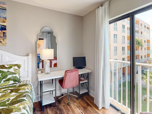 Beachfront Condo with 3 Bedrooms & Amazing Views