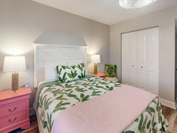 Beachfront Condo with 3 Bedrooms & Amazing Views